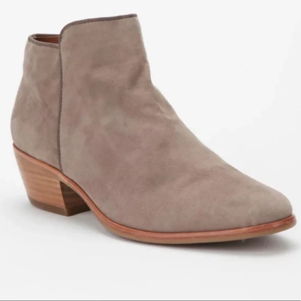 SAM EDELMAN TAUPE SUEDE CHELSEA SHORT ANKLE BOOTIE ZIPPER SIZE 7.5